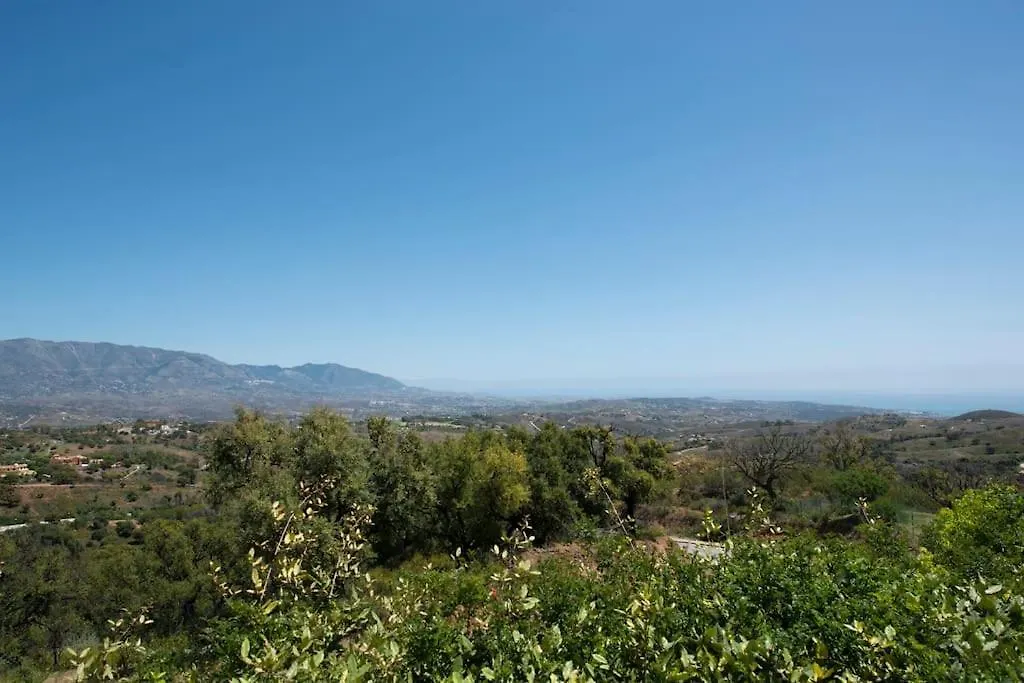 Luxury Apartment With Sea Views, Golf, Gym, Spa, 7 Pools Ojen
