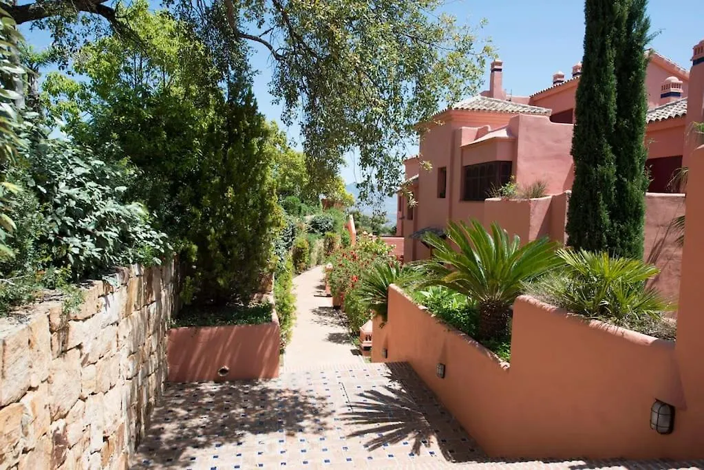 Luxury Apartment With Sea Views, Golf, Gym, Spa, 7 Pools Ojen 0*,  Spain